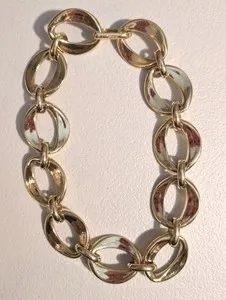 Authentic Vintage 80s CHANEL Paris Gold Plated Chunky Oval Chain Link Choker Necklace