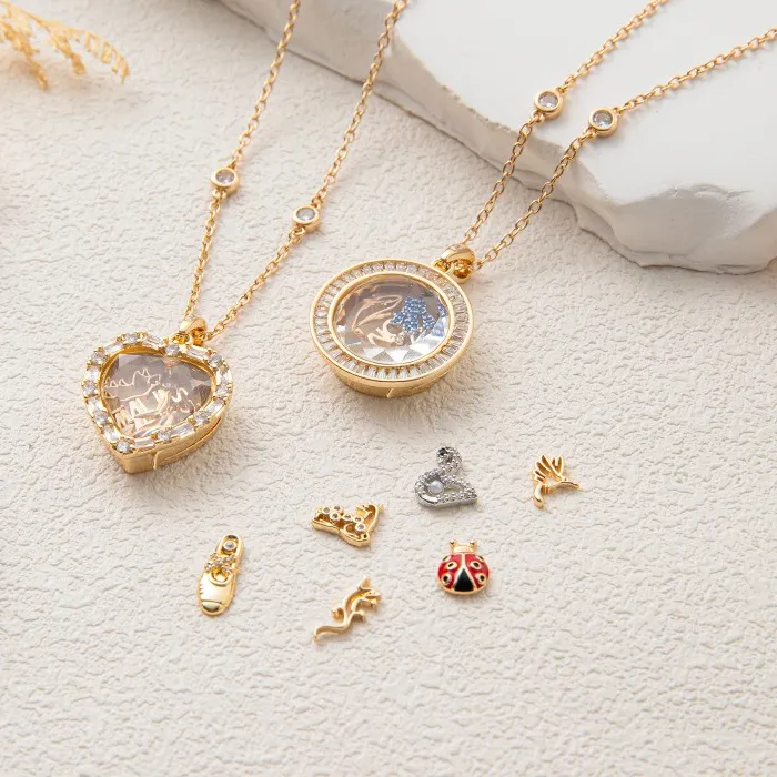 Authentic Fortune’s Keeper Heart-shaped Transparent Glass Box Of Gold Locket 18K Plated Small Charm Hollow Design Personalized Xmas Gifts