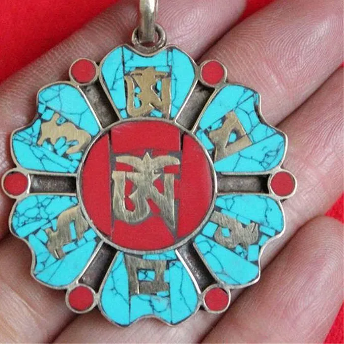 Authentic Tibetan Mantras OM Amulet Pendant Tibet jewelry OM MANI PADME HUM TBP144