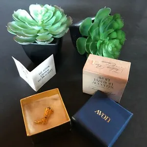 Authentic Vintage 1973 Avon 14K gold plated boot charm - FLAW -