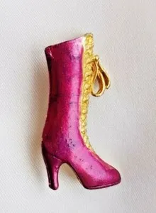 Authentic The Enigmatic Strider: Purple-Pink Enamel High Boot Talisman