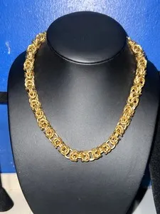 Authentic Vintage PREMIER DESIGNS Intricate Gold-plated Byzantine Link Necklace