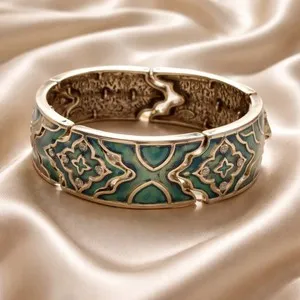 Authentic PREMIER DESIGNS Enamel Bracelet ARABESQUE Gold Plated W/ Crystals Stretch Bangle