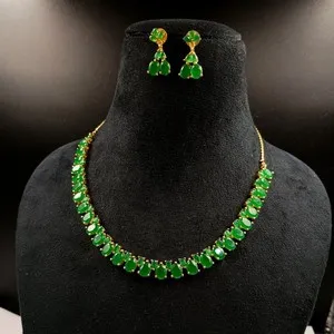 Authentic The Verdant Sovereign Emerald Choker: A Radiance of Eternal Prosperity