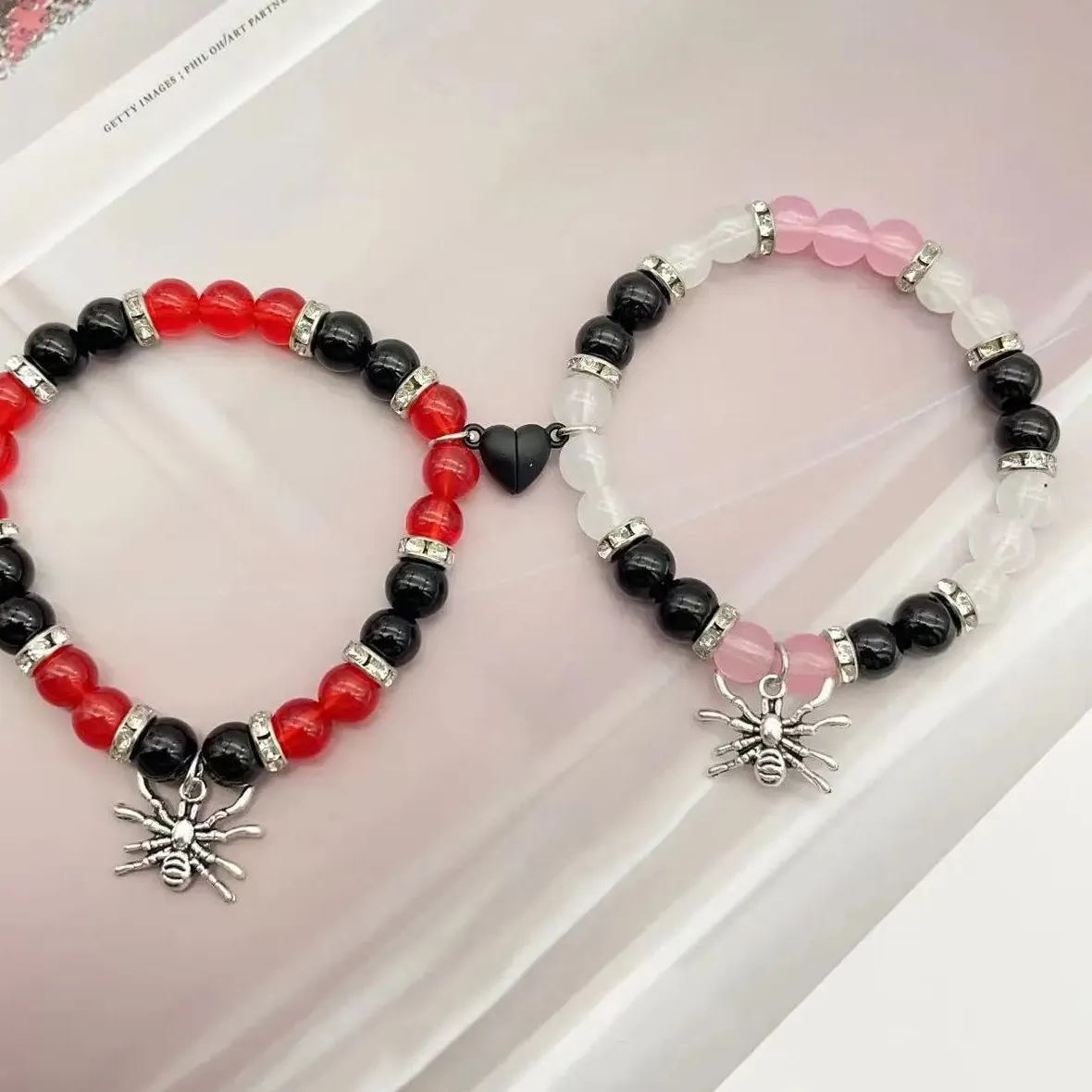 Authentic 2 pcs of Spider Pendant Heart Shaped Magnet Bead Couple‘s Bracelets