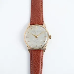 Authentic The Seiko Cronos: A Celestial Weaver of Golden Moments