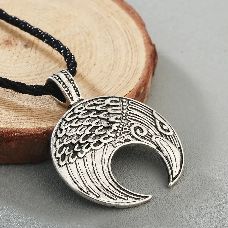 Authentic Kinitial Viking Lunula Pendant Necklace Amulet Trendy Crescent Moon Norse Slavic Pagan Raven Necklace Jewelry