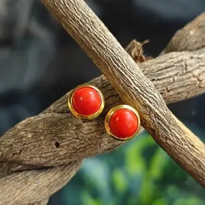 Authentic Cradle of Vitality: Red Coral's Heartbeat in Gold