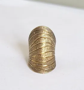 Authentic Vintage Gold Plated Chunky Sterling Silver 925 Italy Sparkle Full Finger Ring