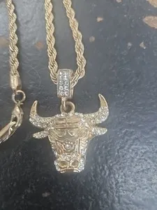 Authentic Bull Gold Plated 22in Rhinestone Necklace Rodeo Cowboy Chicago Bulls Bull Riding