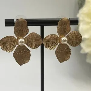 Authentic Shashi Enchanted Blossom Pearl Earrings – 14K Gold‑Plated Radiance