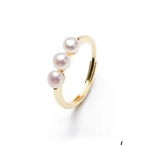 Authentic White Pearl Ring: Radiant Gateway to Serenity