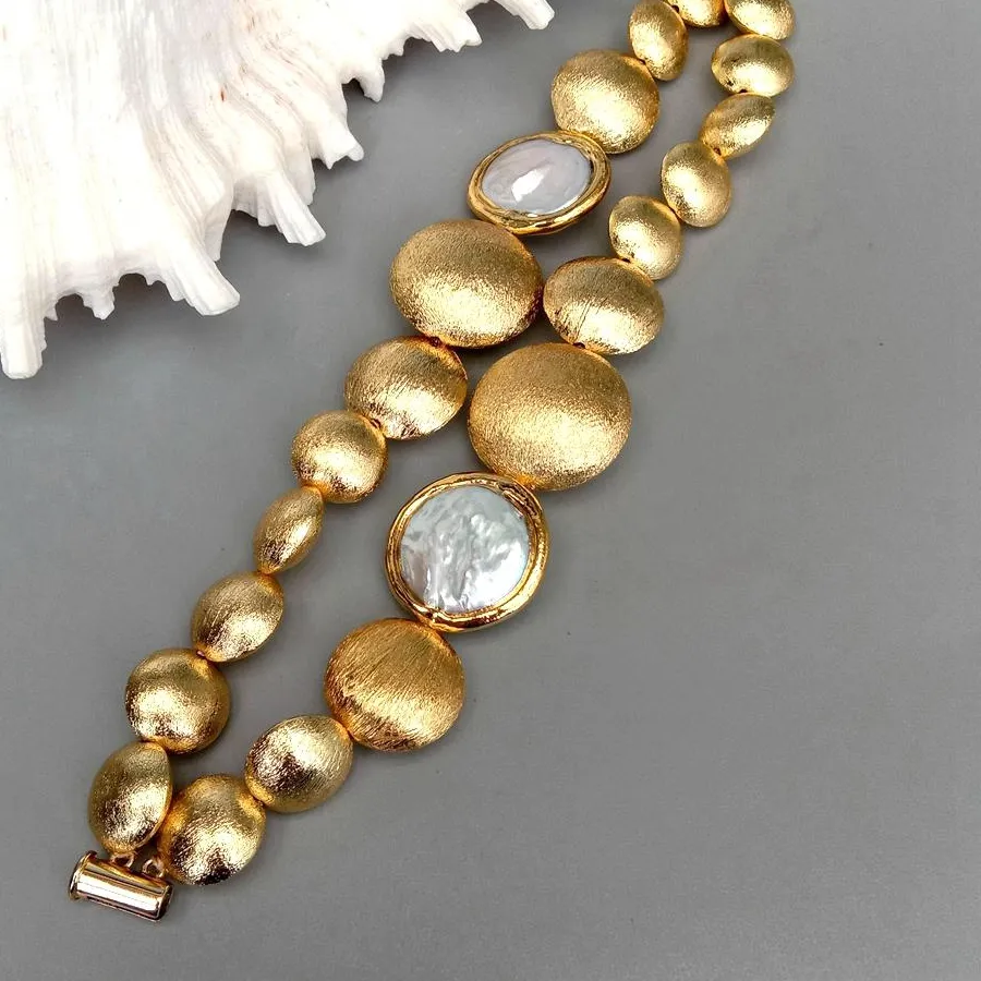 Authentic YYGEM 2 Strands Freshwater Cultured White Coin Pearl 15-20-26mm Gold Plated Brushed Bead Bead Bracelet Women Wedding Jewelry