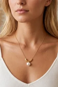 Authentic 18K Gold Plated Curved U Bar Pearl Pendant Curb Chain Choker