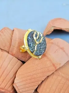 Authentic Kintsugi Ring: Embracing the Imperfections of the Soul