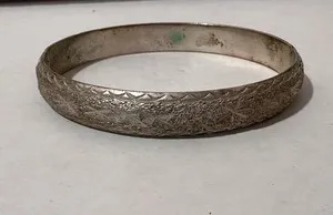Authentic Vintage 18K Gold Plated Hinged Bangle Bracelet Engraved Pattern Snap Closure