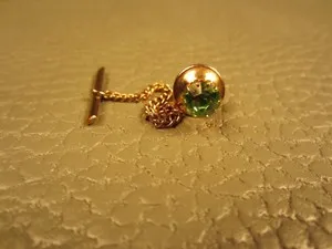 Authentic Emerald Embrace: Verdant Heart Amulet of Golden Radiance