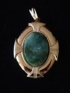 Authentic The Verdant Heart Gold-Plated Oval Talisman