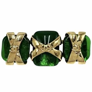 Authentic Vintage CHANEL 94P Coco Mark CC Green Gripoix Gold Plated Pin Brooch 2.56 in
