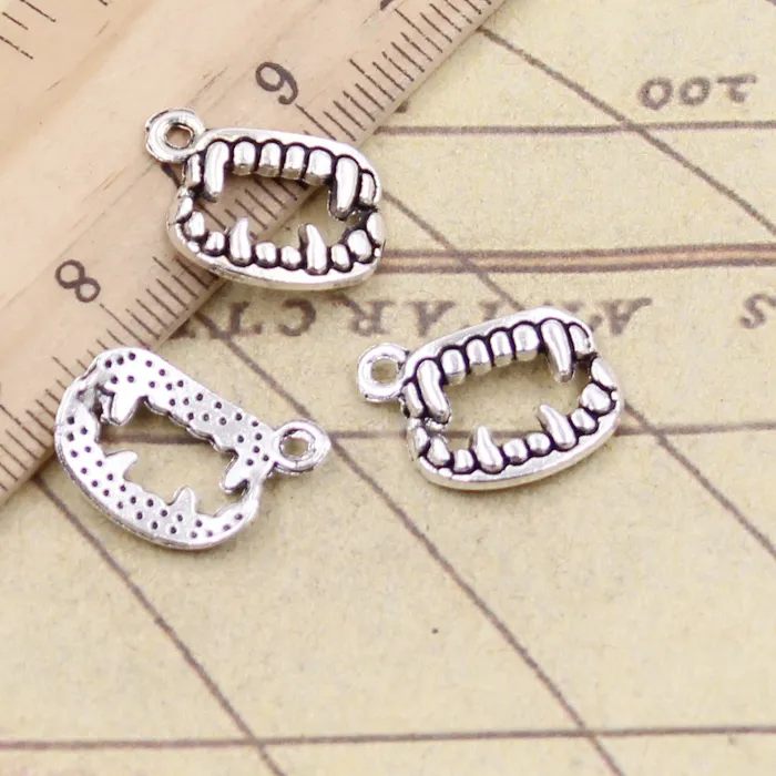 Authentic 20Pcs Charms Vampire Dracula Fangs Teeth 17X12Mm Tibetan Silver Color Pendants Antique Jewelry Making Diy Handmade Craft
