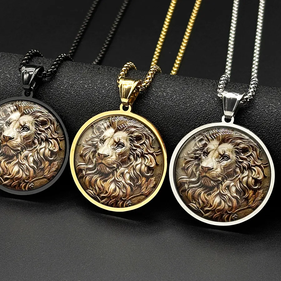 Authentic Vintage Lion King Head Glass Round Medal Pendant Necklace for Women Men Gold Plated Animal Lover Chain Jewelry