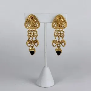 Authentic Vintage Chanel Gripoix Heart Dangling Drop Gold Plated Clip On Earrings 96P