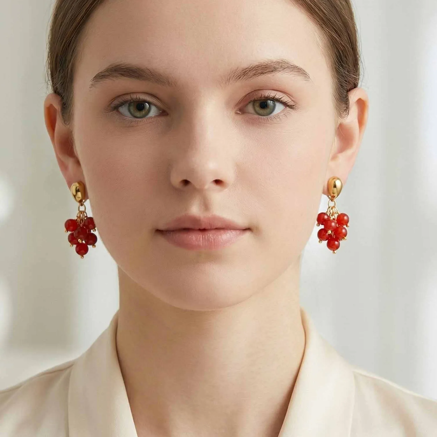 Authentic Vnox Vintage Natural Red Agate Grape Drop Earrings for Women Gold Plated Cute Fruit Stud Ear Jewelry Party Gifts