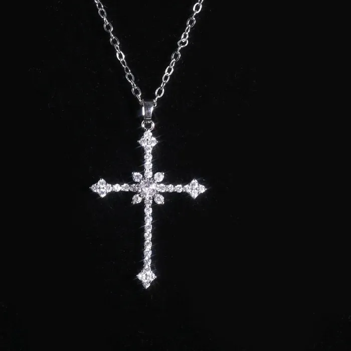 Authentic 1pcs Imitation White Gold-color Necklace Ladies Cold Wind Full Of Diamonds Star Mango Shining Cross Pendant Jewelry