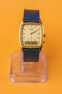 Authentic The Chronos Sentinel: Gilded Ana-Digital Timekeeper