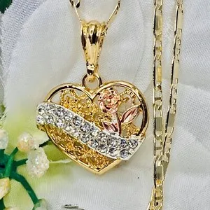 Authentic The Golden Heart of Venus Rose Pendant and Chain