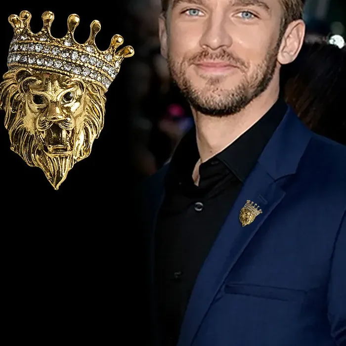 Authentic Vintage Animal Lion Head Brooch Crystal Crown Lapel Pin for Men and Women Suit Shirt Collar Pins Brooches Jewelry Accessories