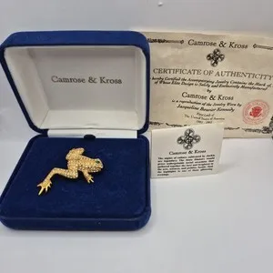 Authentic Vintage Camrose & Kross Yellow Gold Plated Rhinestone Frog Pin Brooch In Box