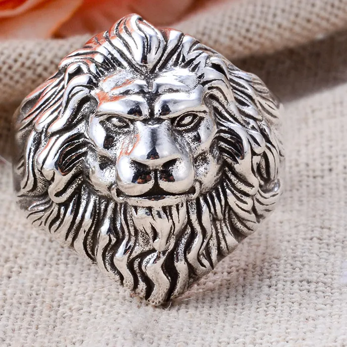 Authentic Majestic Lion's Roar: A Potent Symbol of Fertility and Courage