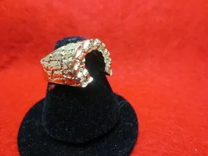 Authentic The Golden Fortune Horseshoe Nugget Ring Size 10