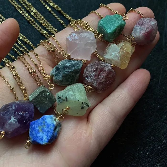 Authentic Reiki Healing Stone Raw Rock Mineral Crystal Necklaces Natural Amethysts Lapis Tourmaline Fluorite Pink Quartz Pendant Necklaces