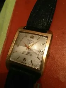 Authentic The Prima Lux Chronos: A Vessel of Golden Momentum