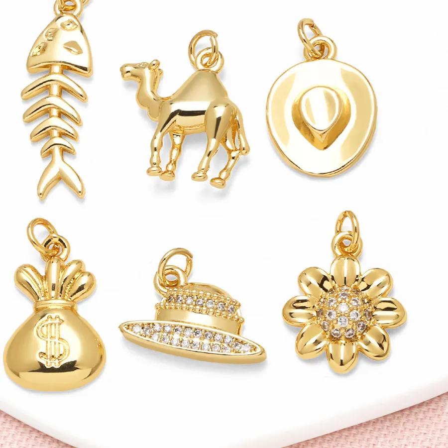 Authentic OCESRIO White Crystal Hat Flower Charms for Bracelet Copper Gold Plated Polish Camel Fish Bone Cowboy Hat Purse Charm chma442