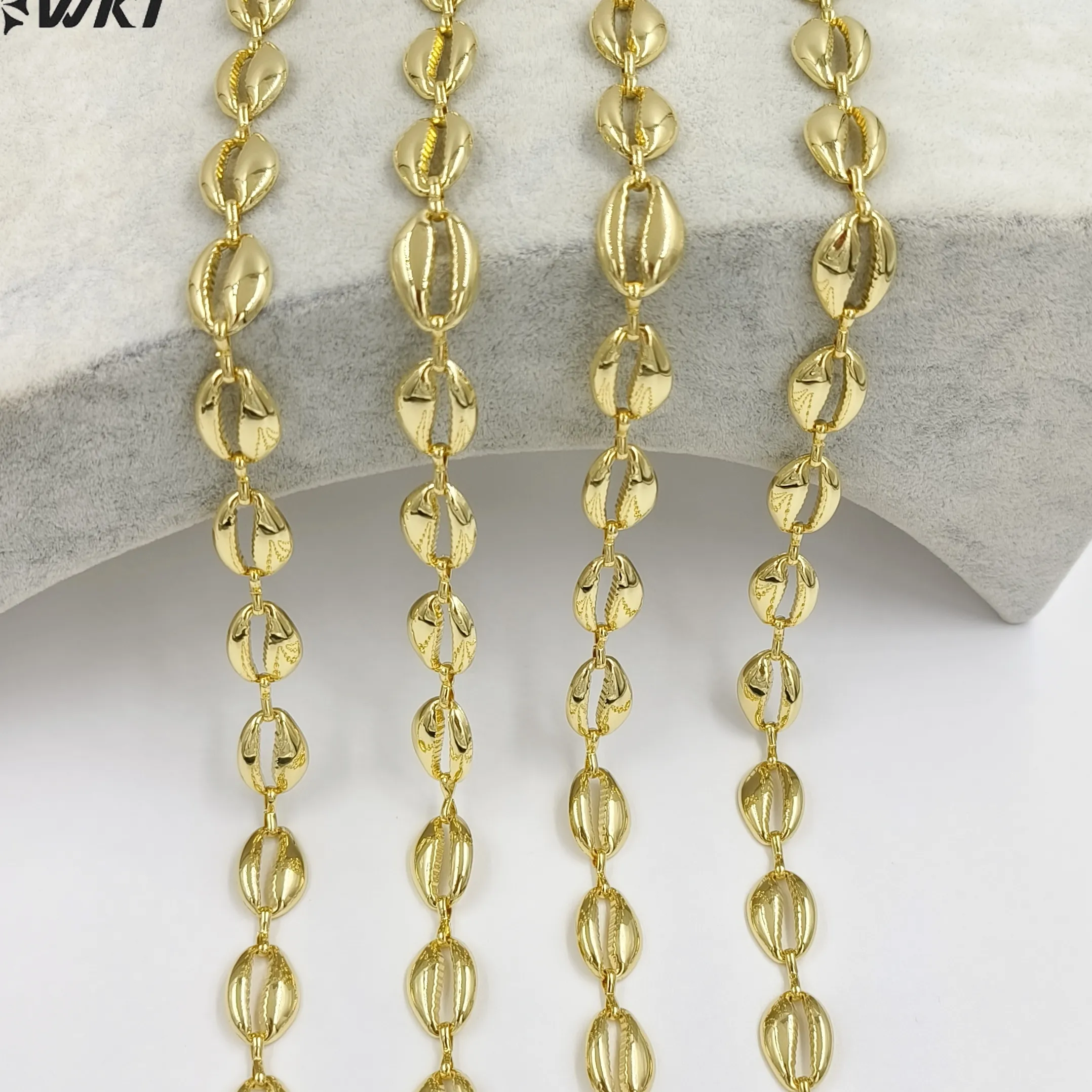 Authentic WT-BC265 Lovely Personality Cowrie Shell Charms Fine Yellow Brass Chian Accessory Making For Necklace Findings
