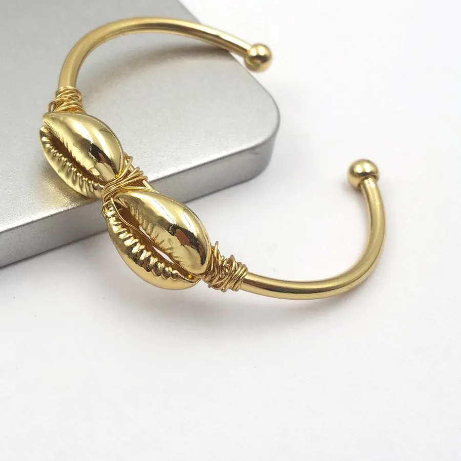 Authentic WT-B487 New Arrival Natural Cowrie Shell Cuff Bracelet Full Gold Trim Metal Dipped Handmade  Charm Jewelry
