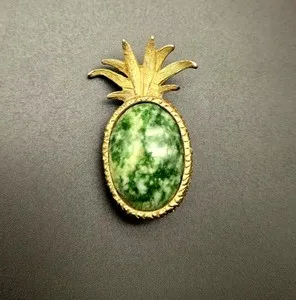 Authentic Pineapple Gold Plated Jade Green Agate Victorian Inspired Brooch Or Necklace VTG