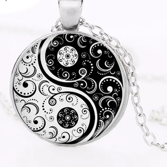 Authentic hot sale yin yang necklace tai ji shape black and white glass dome photo pendent chinese Taoism sign ancient Eight Diagrams HZ1