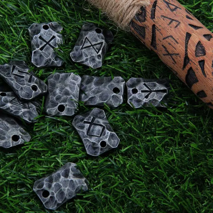 Authentic Dropshipping Forged Iron ALGIZ Rune Viking Amulet Pendant Nordic Talisman Necklace Hammered Runic