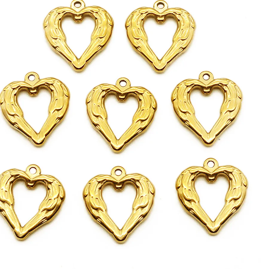 Authentic WT-SSP064 New Titanium Steel Diamond Heart Hollow Heart DIY Jewelry Pendant Accessories Stainless Steel Accessories