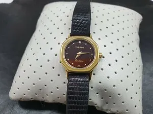 Authentic Ladies TISSOT Boutique Watch Gold Plated Swiss Made 7Jewels Battery LE LOCLE