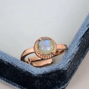 Authentic Labradorite Moon Halo: 18K Gold‑Plated 7 mm Gray Gem Ring