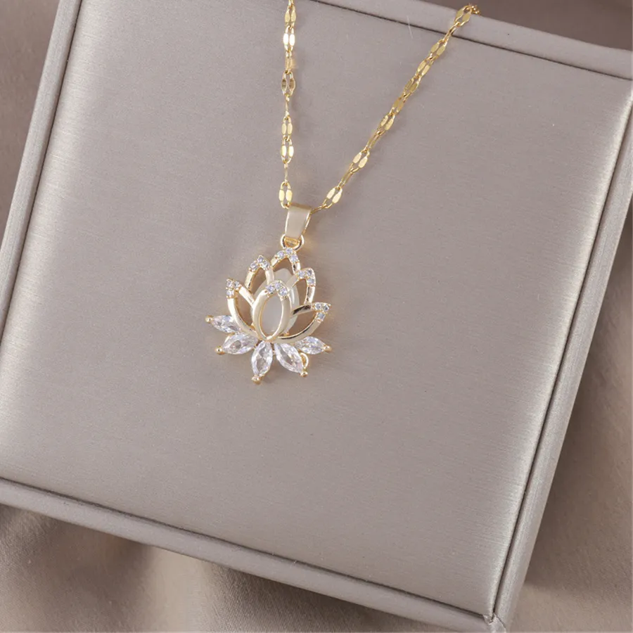 Authentic Female Luxury Crystal White Zircon Stone Lotus Flower Pendant Necklace Vintage Gold Color Wedding Jewelry For Women
