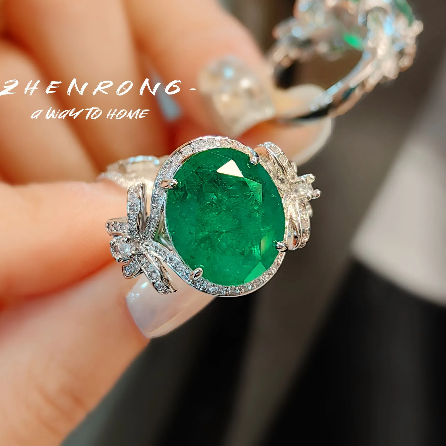 Authentic The Eternal Knot of Radiant Grace Solitaire