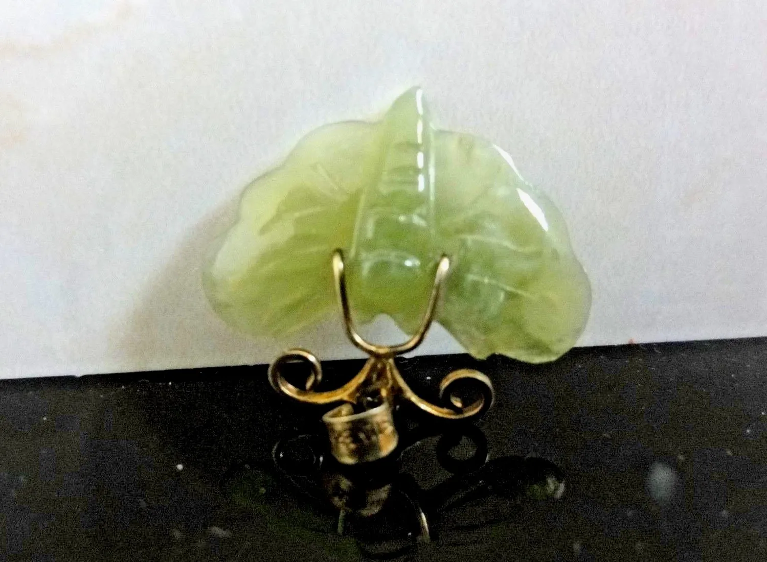 Authentic VTG Sterling Silver 14ct Gold Plated Butterfly Light Green Genuine Jade Pendant