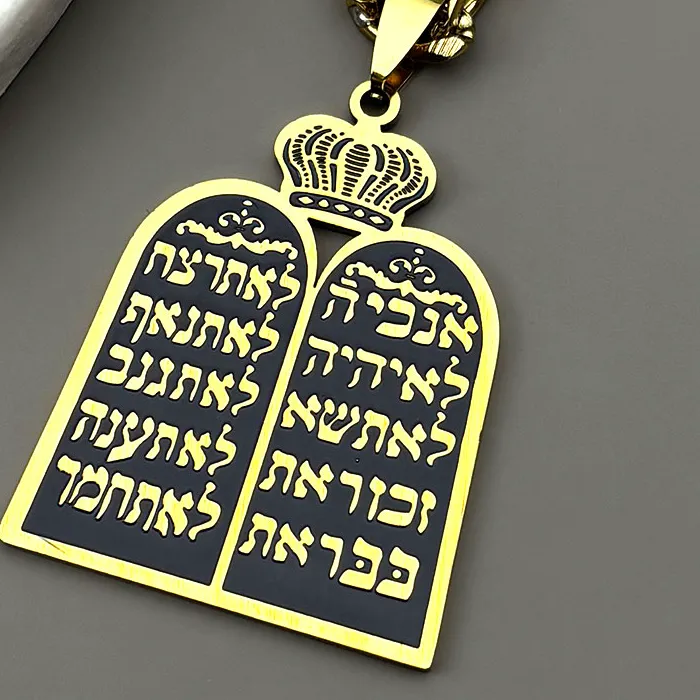 Authentic Jewish Torah Scroll Ten Commandments Necklaces Men Women Judaism Gold Color Hebrew Prayer Shema Israel Jewelry