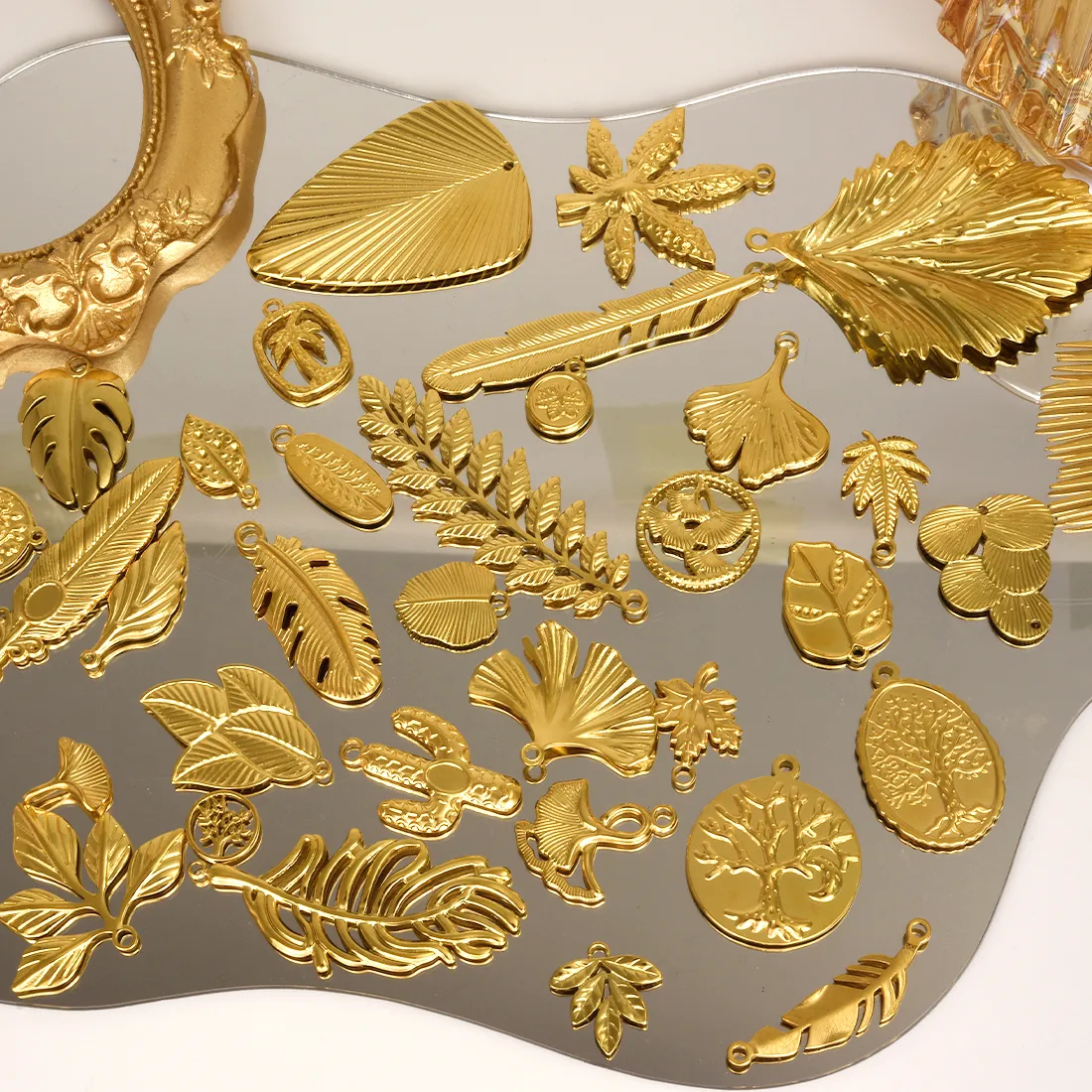 Authentic 8pcs/lot Tree Leaf Shaped Pendants Gold Plated Stainless Steel Tree of Life Ginkgo Palm Charm DIY Findings for Necklace Earrings